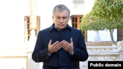 Prezident Shavkat Mirziyoyev Buxoro viloyatiga safarlarini Bahouddin Naqshband maqbarasini ziyorat qilishdan boshlaydi. 