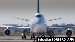 Boeing - дунёнинг энг йирик учоқ ишлаб чиқарувчи ширкати.