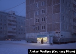 This street scene in Yakutsk won Vasilyev one of his photography awards.