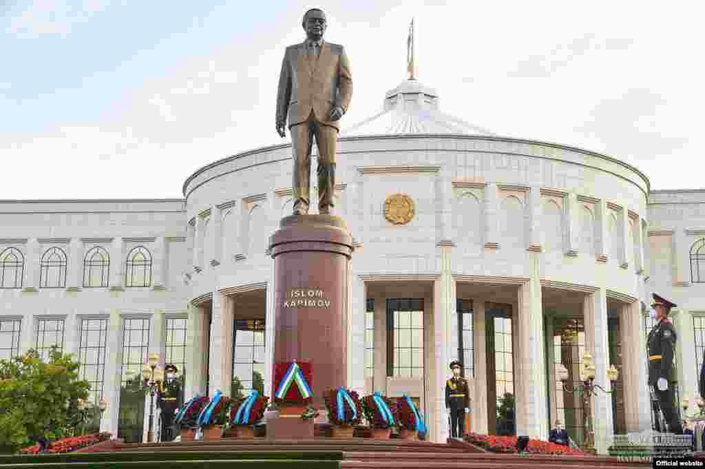 Uzbekistan - Day of Remembrance of the First President Islam Karimov. Photo from the president&#39;s website.