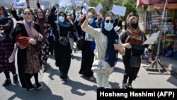 Afghan women protest near the Pakistani Embassy in Kabul on September 7.