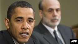 U.S. President Barack Obama (left) and Fed Chairman Ben Bernanke after a meeting in Washington in early April.