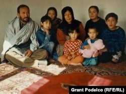 Anwari, Rabia, and their six daughters in Kabul in November 2002.