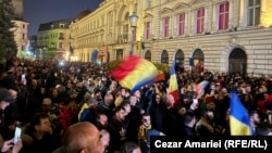 Protest by Calin Georgescu's supporters in Bucharest after his presidential candidacy was rejected