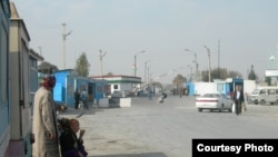 The Uzbek-Tajik border (file photo)