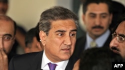 Pakistani Foreign Minister Shah Mehmood Qureshi spoke to reporters before his U.S. visit.