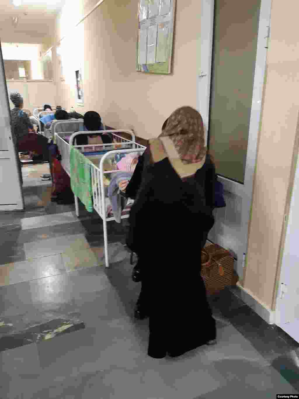 Uzbekistan - There is not enough room for sick children in Tashkent hospitals.