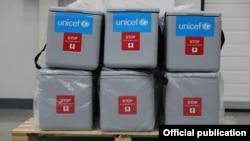 UNICEF томонидан ўзбек расмийларига топширилган тиббий жиҳозларнинг бир қисми (UNICEF Ўзбекистон фотоси)