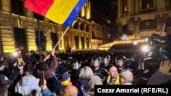 Protest by Calin Georgescu's supporters in Bucharest after his presidential candidacy was rejected