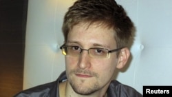 Former U.S. National Security Agency contractor Edward Snowden has applied for a type of asylum that is most commonly issued in Russia. 