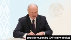 Belarusian strongman Alyaksandr Lukashenka (file photo)